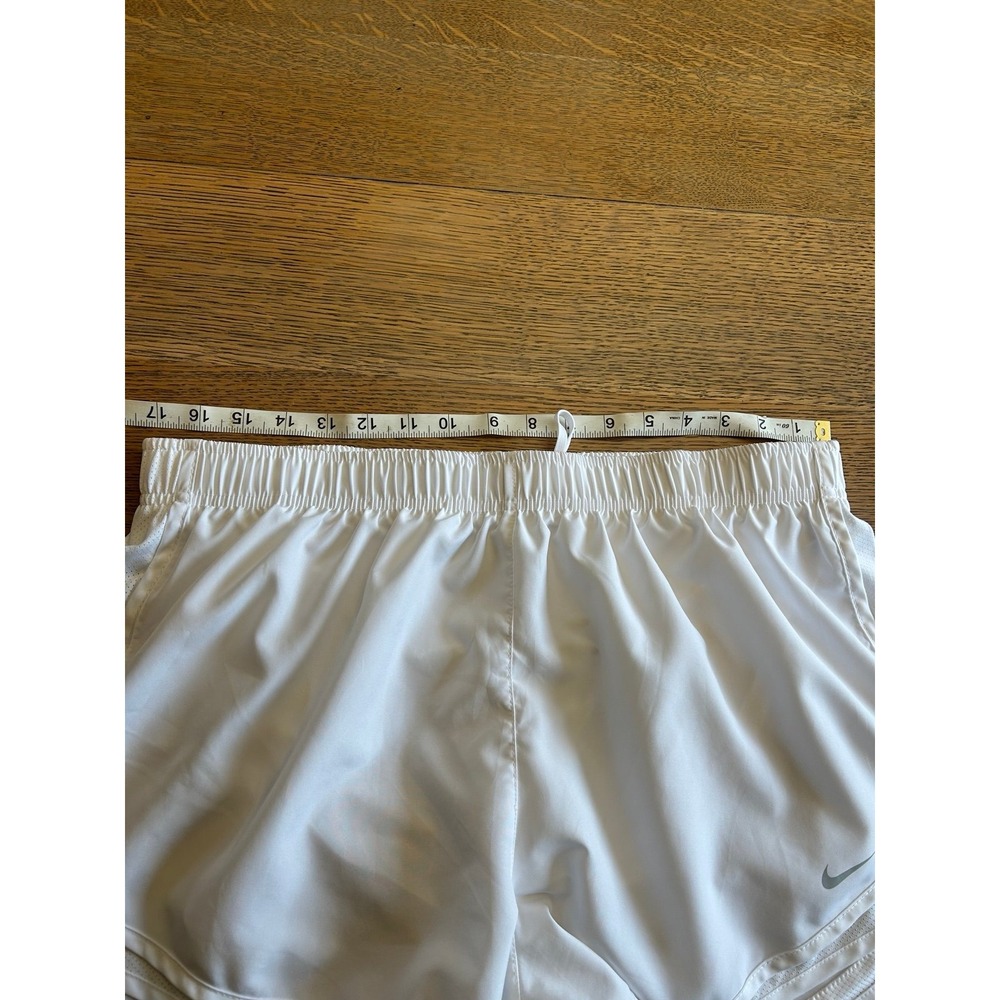 Nike Women's Running‎ Shorts – Size Extra Large - Picture 10 of 10